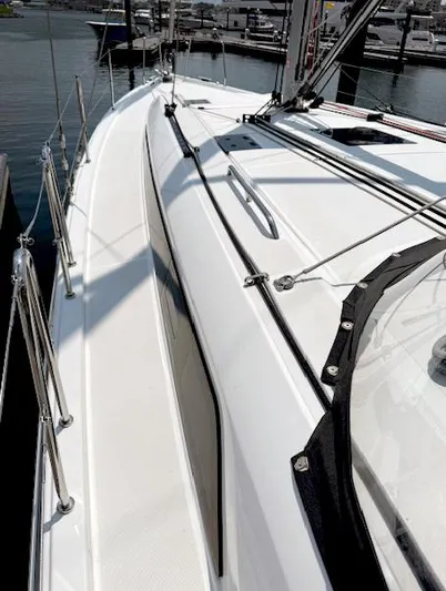  Yacht Photos Pics 2023 Beneteau Oceanis 40.1 sailboat deck, featuring sleek design and modern fittings.