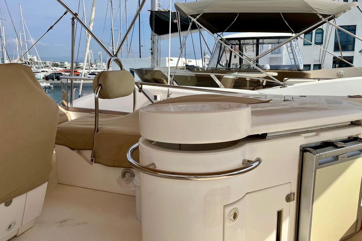 2005 Fairline 51 