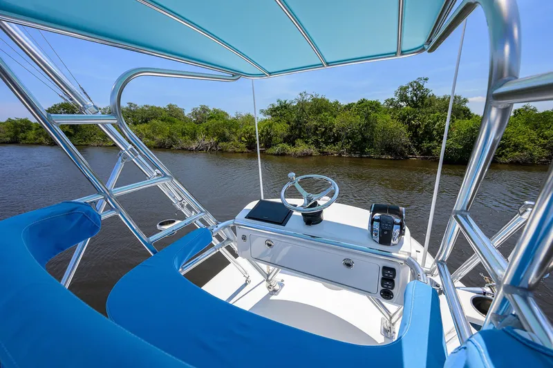 Southern Accent Yacht Photos Pics Bahama 41 Southern Accent -  Folding Tower