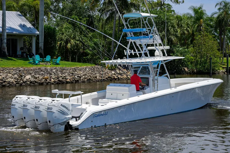 Southern Accent Yacht Photos Pics Bahama 41 Southern Accent - Profile