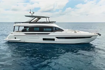 Azimut 72 FLY