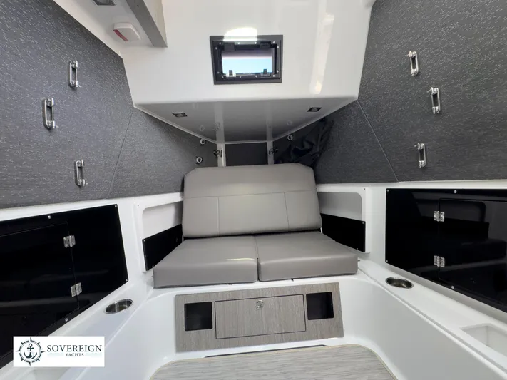 400-102 Yacht Photos Pics 