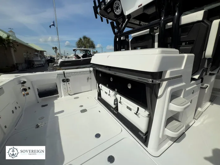 400-102 Yacht Photos Pics 