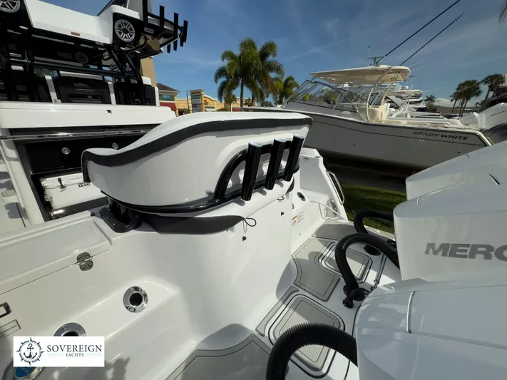 400-102 Yacht Photos Pics 