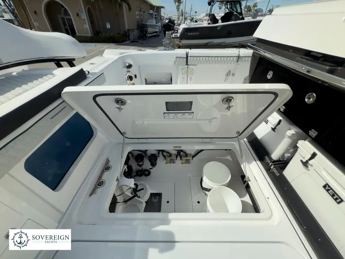 400-102 Yacht Photos Pics 