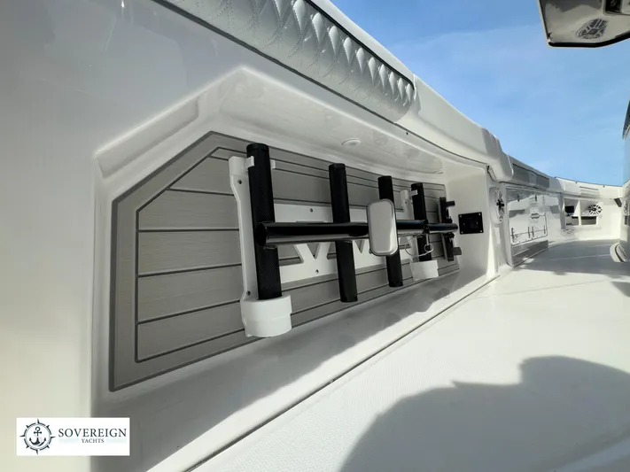 400-102 Yacht Photos Pics 