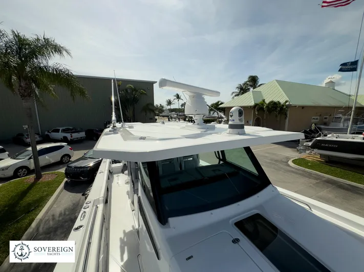 400-102 Yacht Photos Pics 