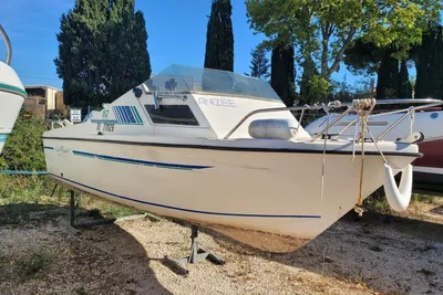 1990 B2 Marine CAP FERRET 500