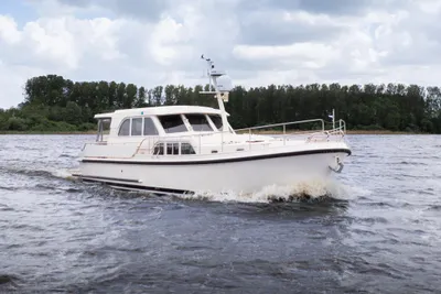 2018 Linssen Grand Sturdy 470 Sedan Wheelhouse