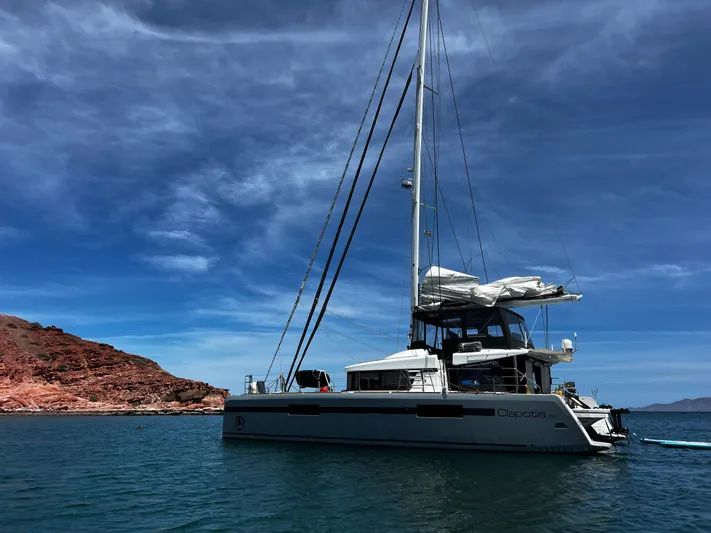 Clapotis 52 Yacht Photos Pics 