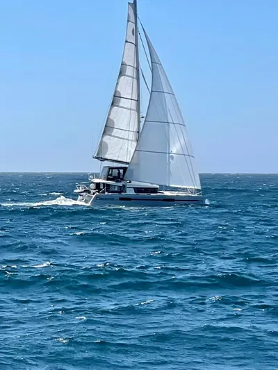 Clapotis 52 Yacht Photos Pics 