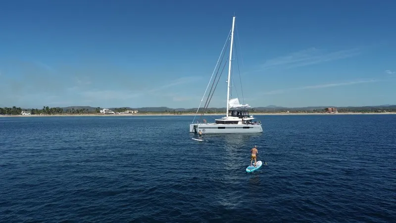 Clapotis 52 Yacht Photos Pics 