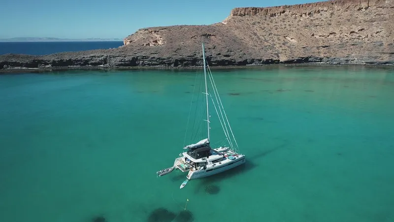 Clapotis 52 Yacht Photos Pics 