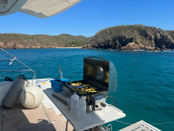 Clapotis 52 Yacht Photos Pics 