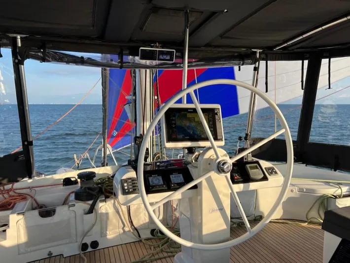 Clapotis 52 Yacht Photos Pics 