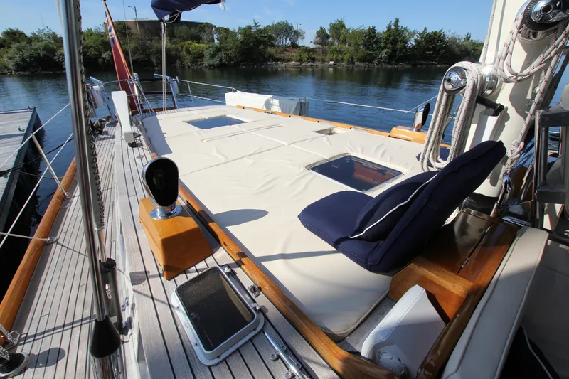 Melinka Yacht Photos Pics 