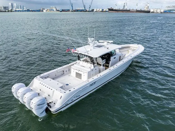  Yacht Photos Pics 2017 Hcb 53 Suenos Rxv - Image 9