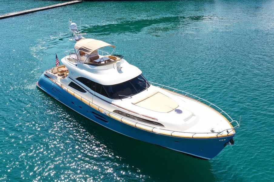 2006 Mochi Craft 74' Dolphin