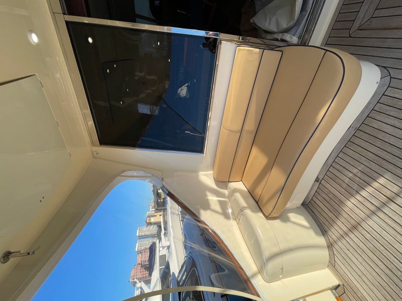 2006 Mochi Craft 74' Dolphin