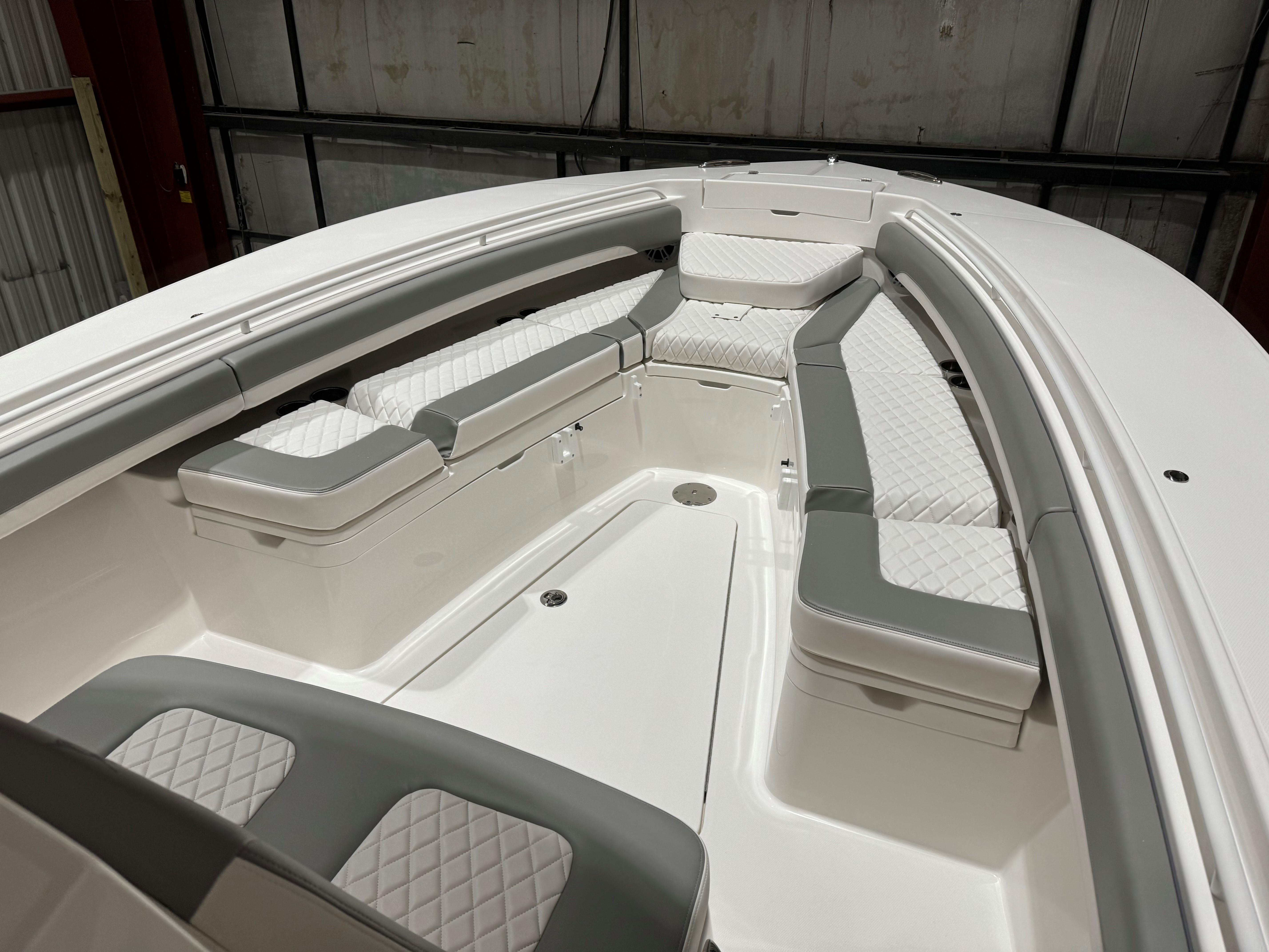 2024 Regulator 28 Center Console For Sale - Yachtworld