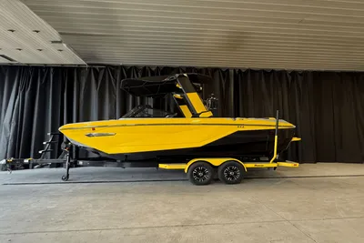Nautique G23