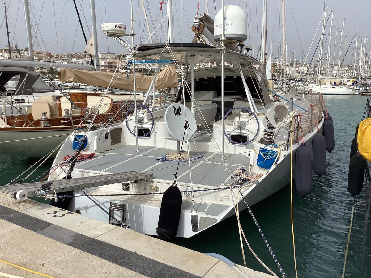 2005 Sailboat 59 