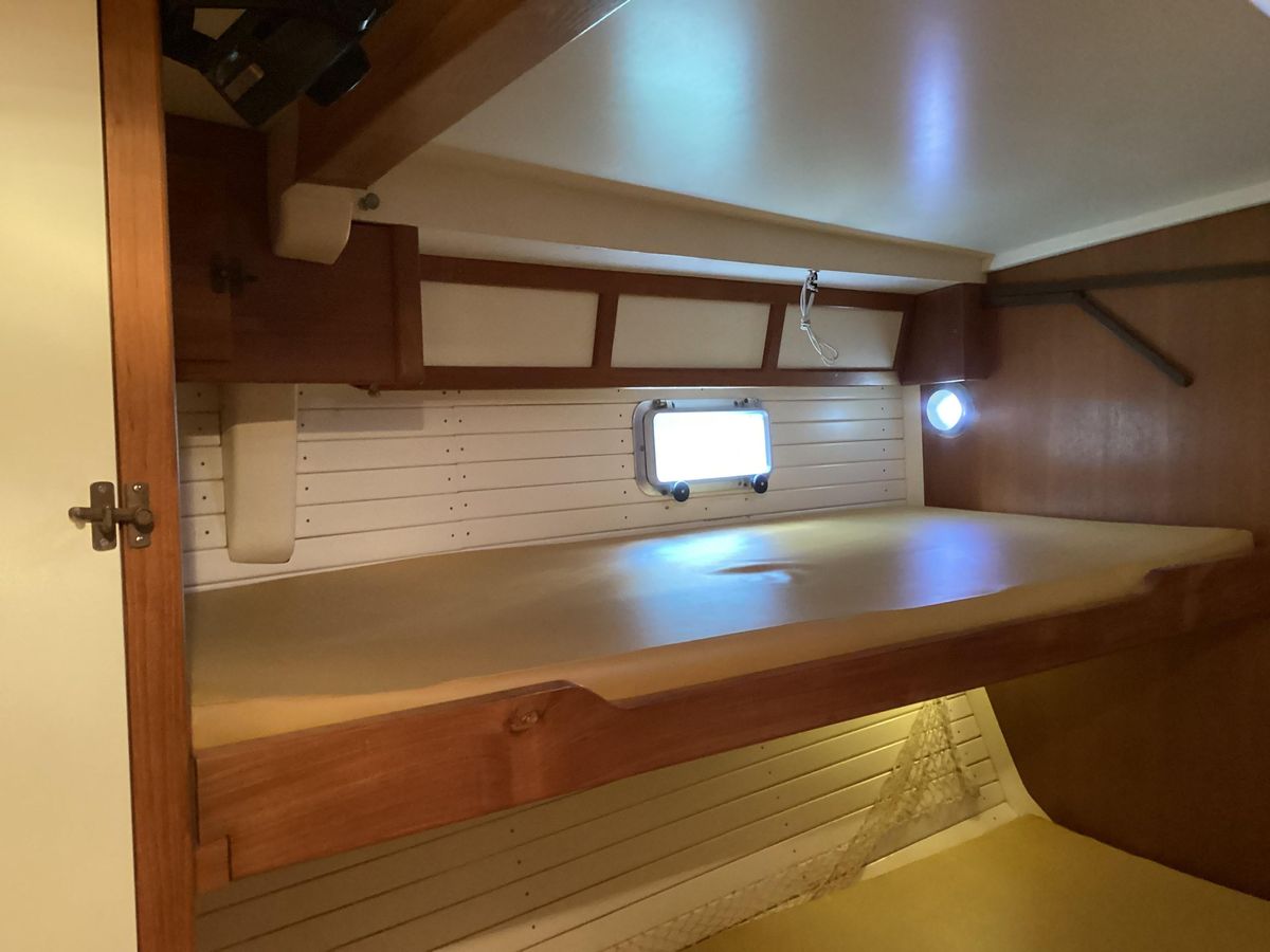 2005 Sailboat 59 