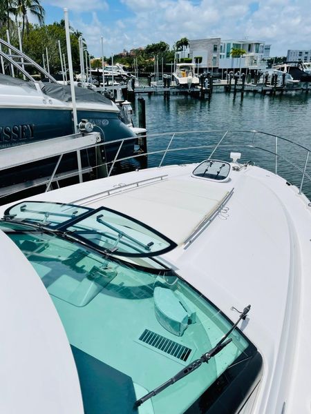 2010 Sea Ray 450 Sundancer