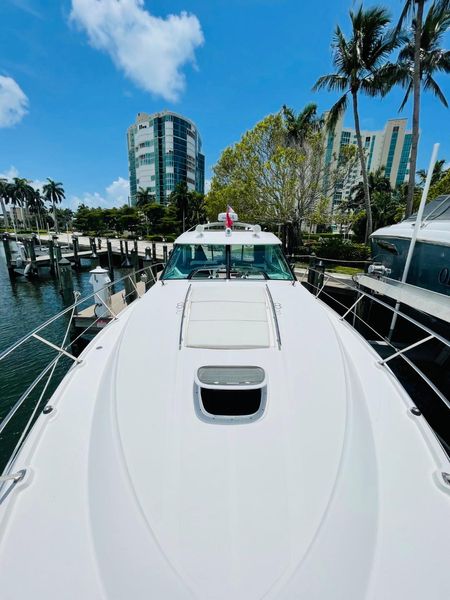 2010 Sea Ray 450 Sundancer