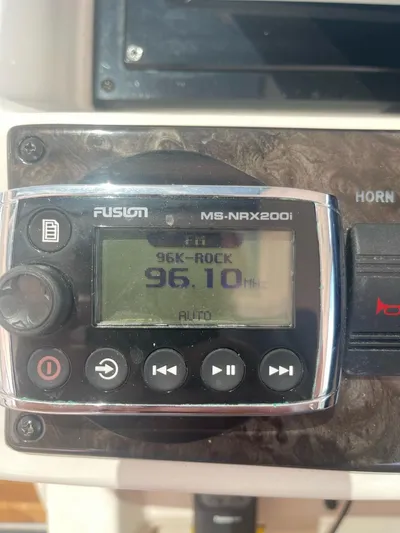 Anastasia Yacht Photos Pics Fusion MS-NRX200i radio display on 2010 Sea Ray 450 Sundancer, tuned to 96.10 FM.