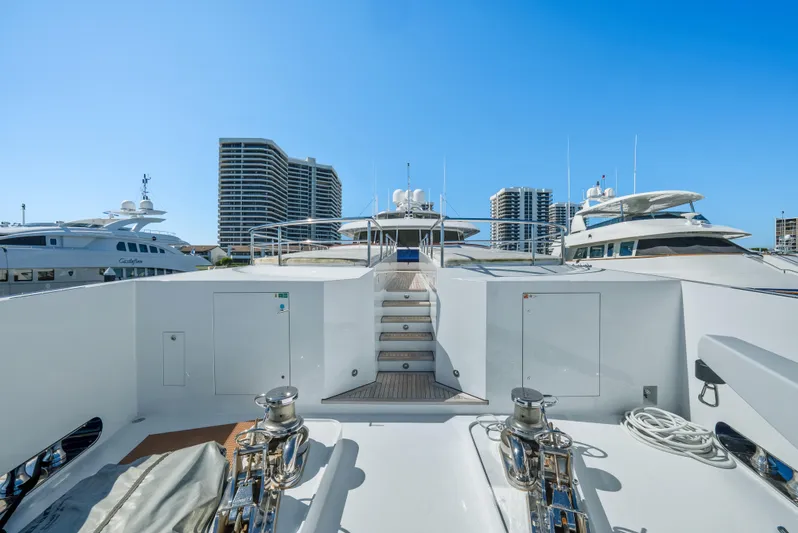 Nicole Evelyn Yacht Photos Pics 