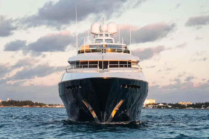 Nicole Evelyn Yacht Photos Pics 