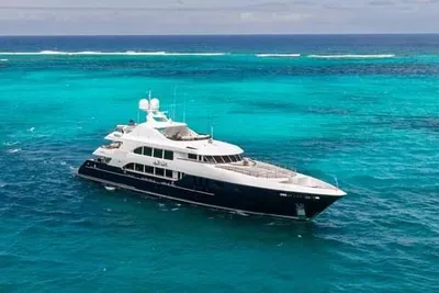 Trinity Yachts Tri-Deck