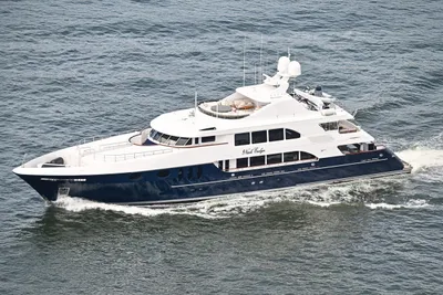 Trinity Yachts Tri-Deck