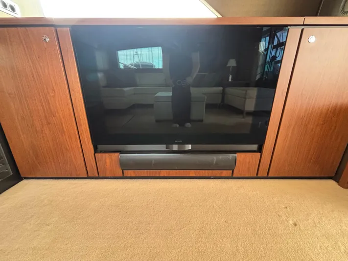 Schatzi Yacht Photos Pics Built-in TV and soundbar on Fairline Squadron 78 Custom yacht, 2013 model.