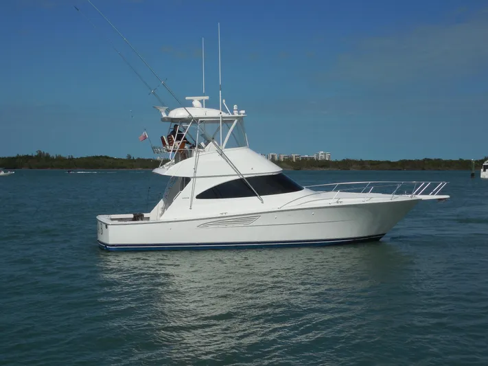 Lucia B Yacht Photos Pics 