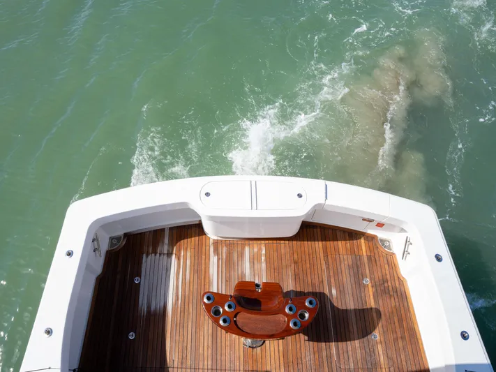 Lucia B Yacht Photos Pics 