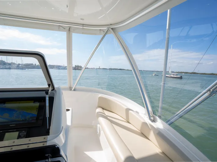 Lucia B Yacht Photos Pics 