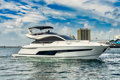 2023 Fairline Phantom 65