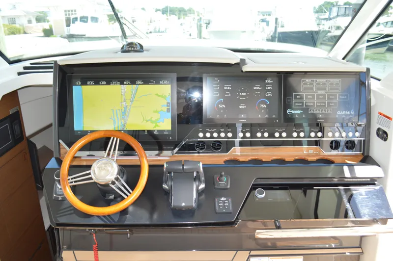 Lisa Marie Yacht Photos Pics Tiara 48 LS - Electronics