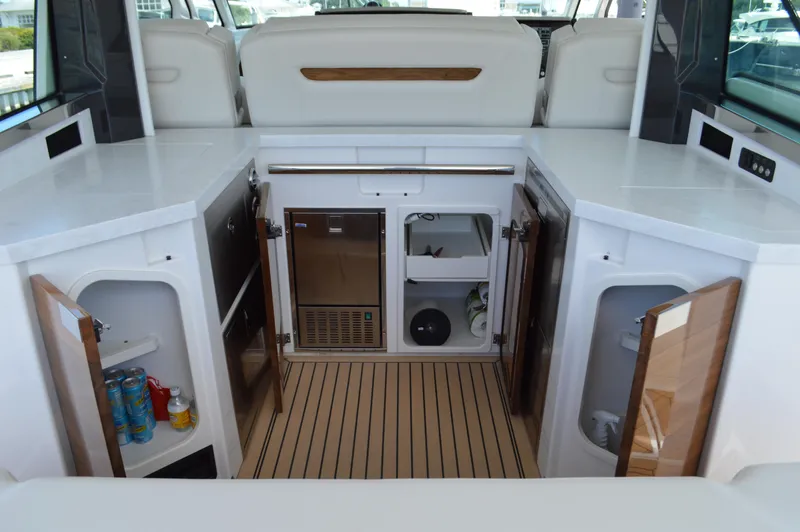 Lisa Marie Yacht Photos Pics Tiara 48 LS - Galley Storage