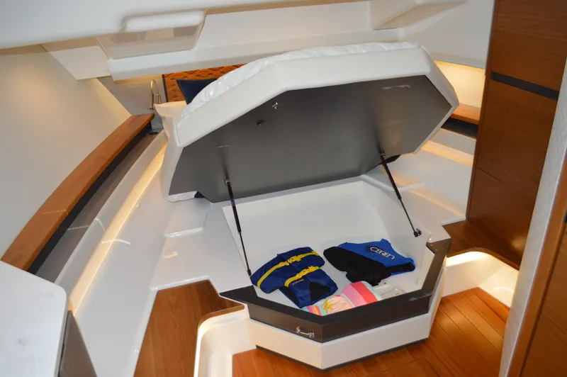 Lisa Marie Yacht Photos Pics Tiara 48 LS - Forward Berth Storage