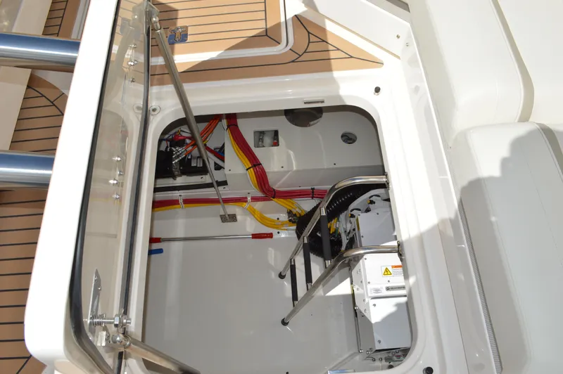 Lisa Marie Yacht Photos Pics Tiara 48 LS - Cockpit Storage