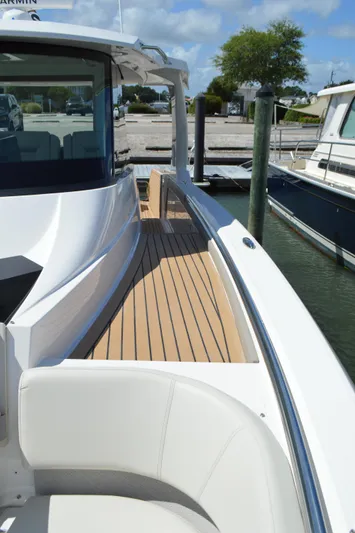 Lisa Marie Yacht Photos Pics Tiara 48 LS - Port Side Deck