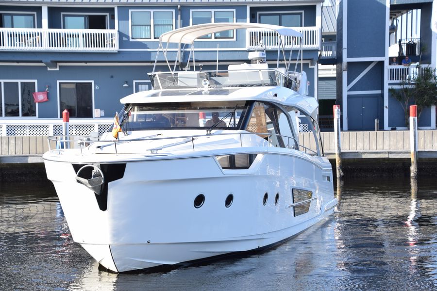 2022 Greenline 45 Fly
