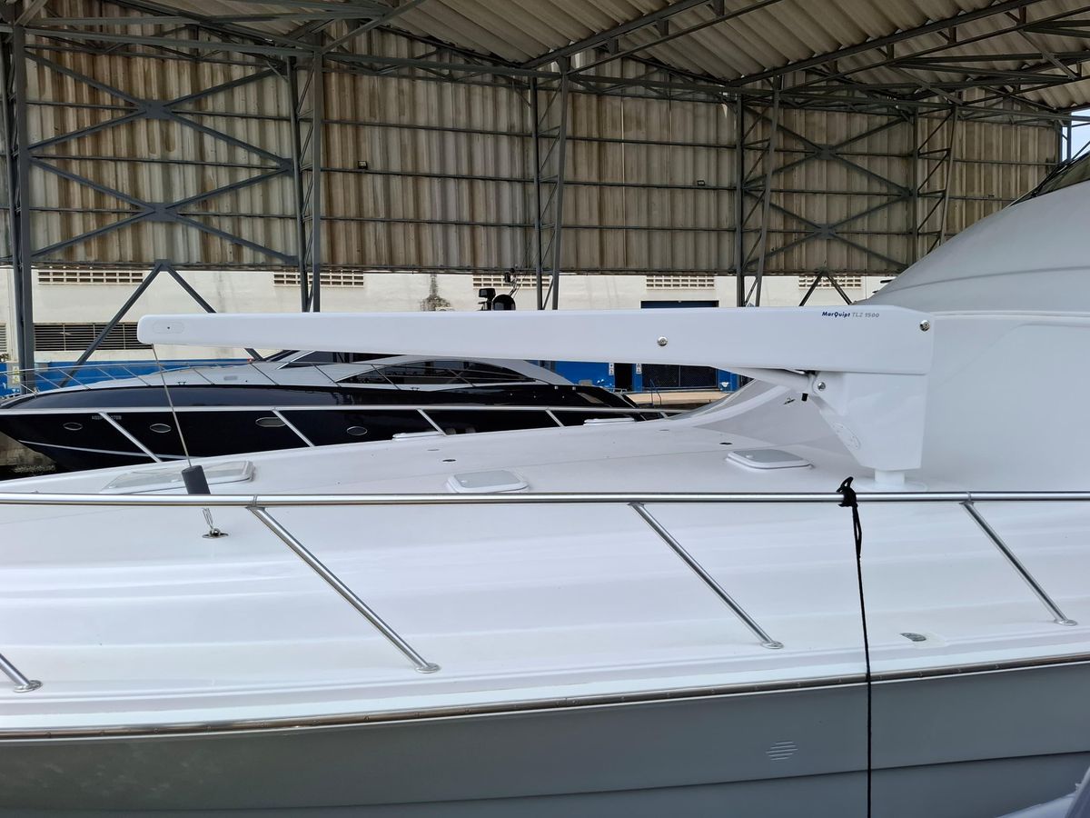 2007 Bertram 63 