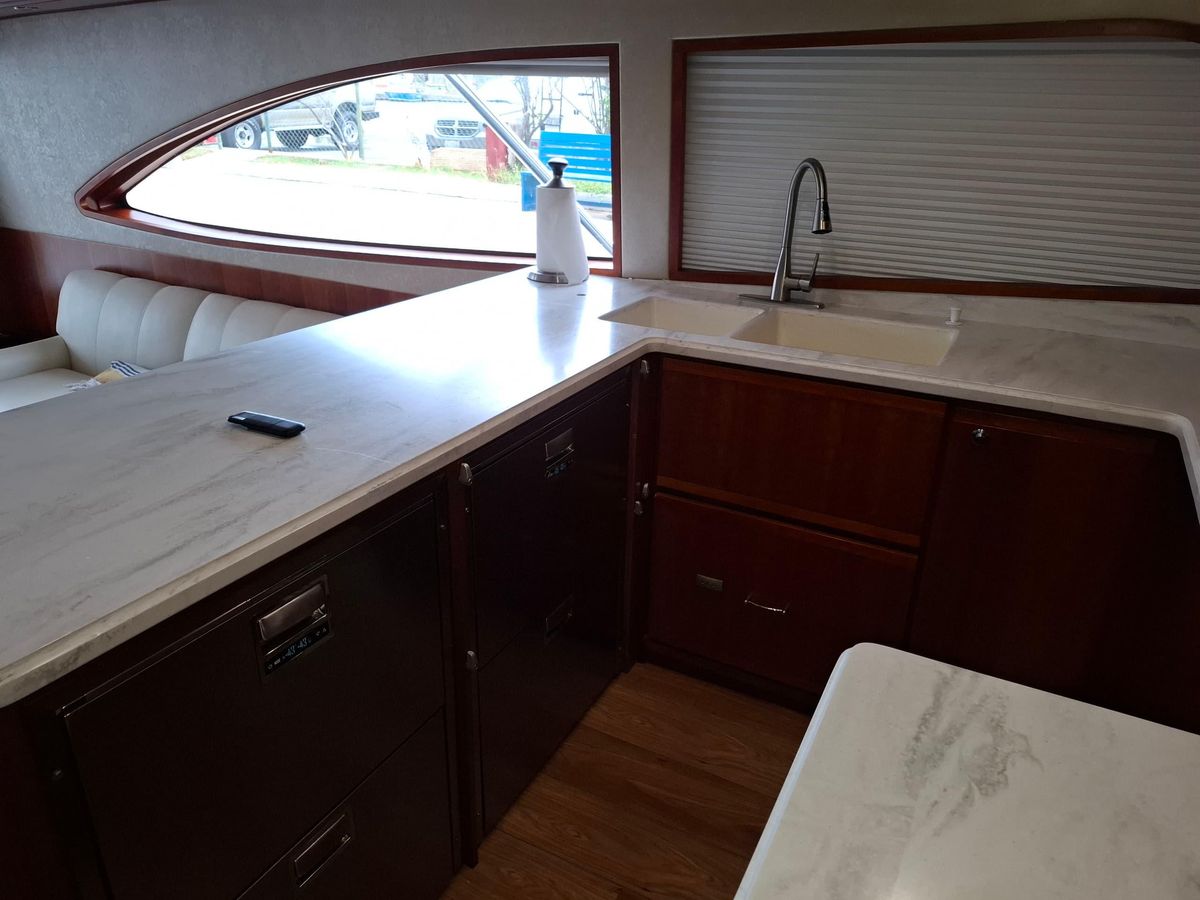 2007 Bertram 63 