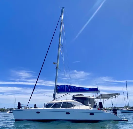 Rattlesnake Yacht Photos Pics 