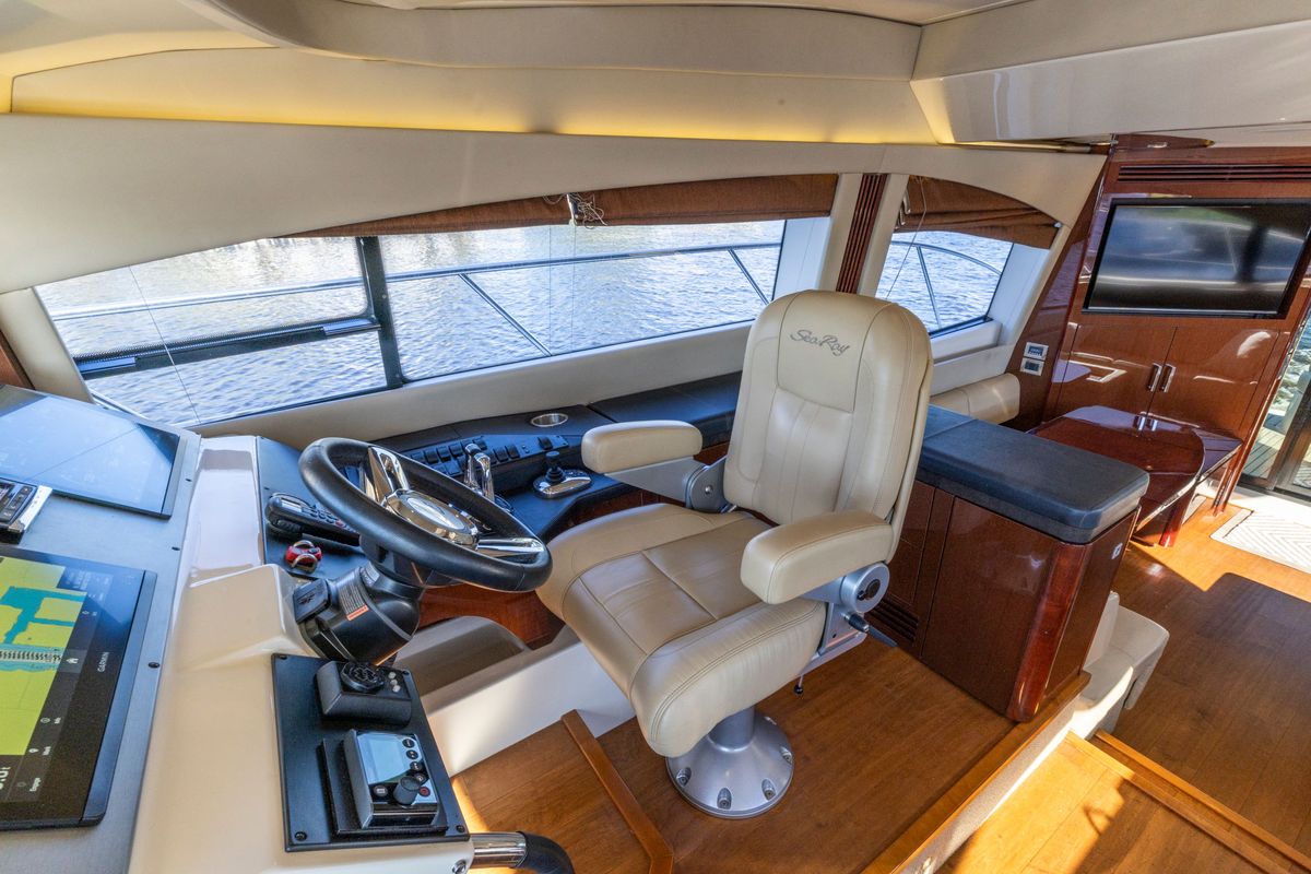 2016 Sea Ray 50 