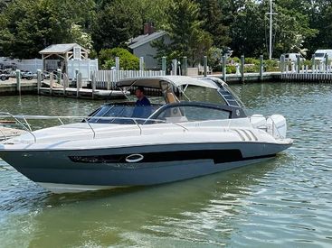 2023 30' 4'' Hanover-305 Falmouth, MA, US
